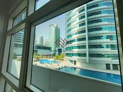 Perfectly Located | Functional Layout | Vibrant Marina Lifestyle