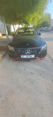 Mercedes-Benz C200 2015 GCC | 165,000 KM | AED 36,000