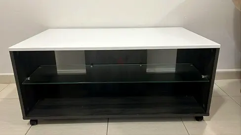 Center Tabel with wheels