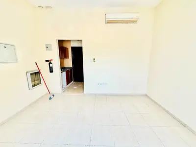 No Commission || Ready to Move Studio for Family || School Area