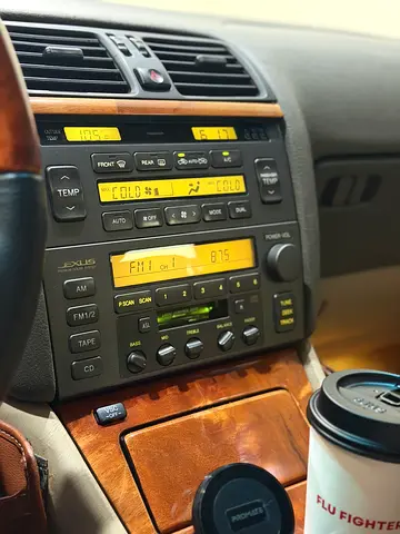 صورة 9 لـ 1999 Lexus LS-SERIES