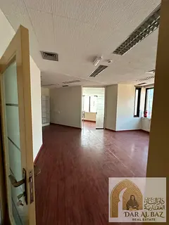 Office for annual rent, Sharjah, Al Majaz 1