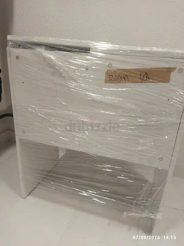 Computer table in excellent condition..not used