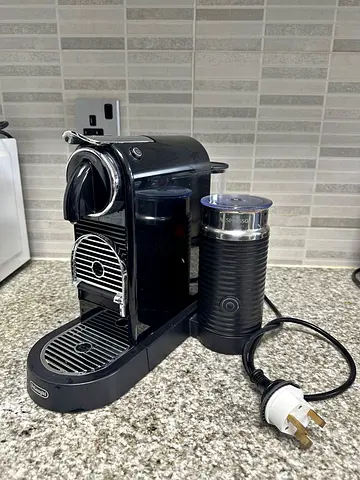 Nespresso Citiz with Milk Frother