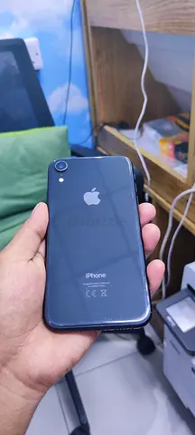IPHONE XR,, 64 GB STORAGE,, BATTERY 100%<