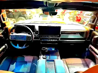 2024 GMC HUMMER 照片 14