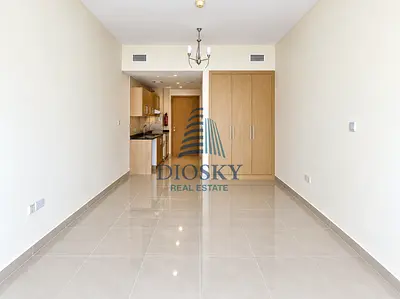 Large Layout | Near to Entrance & School | Vacant