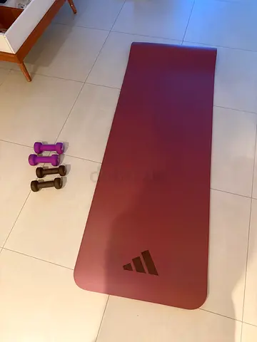 Adidas Exercise Mat + 4 Dumbbells – Fitness Set