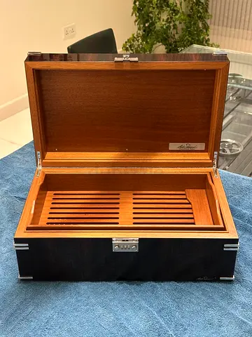 Michel Perrenoud "L'Humidorier Suisse" Executive Humidor – Porthole Clock Edition