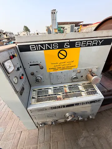 Binns & Berry Industrial Lathe Machine / Used