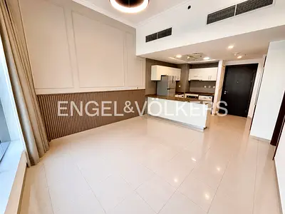 Pool & Gym | Marina View | Central Marina Location