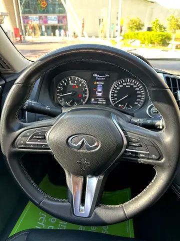 2024 Infiniti Q50 照片 9