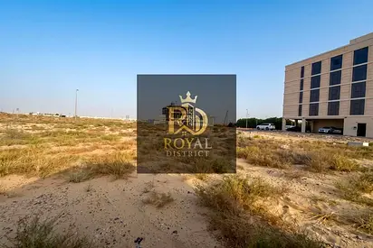 تملك قطعة أرض سكنية كبيرة | تملك حر للعرب | فرصة للمستثمرين | قريبة من كل الخدمات | سهولة الوصول الى طريق مليحة | موقع متميز
