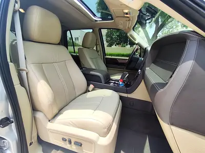صورة 12 لـ 2015 Lincoln NAVIGATOR