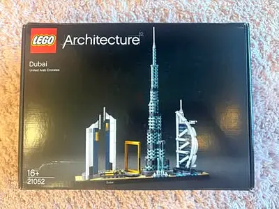 BARGAIN BRAND NEW LEGO 21052 ARCHITECTURE DUBAI