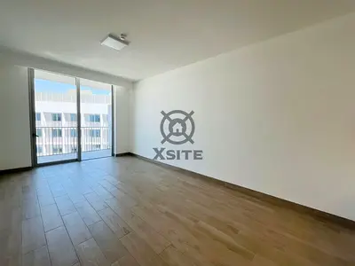 Brand New 1 BR + Study | High Floor | Garden View
