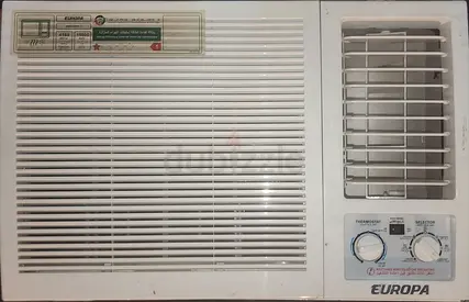 Ac EUROPE 2ton window almost new for sale
