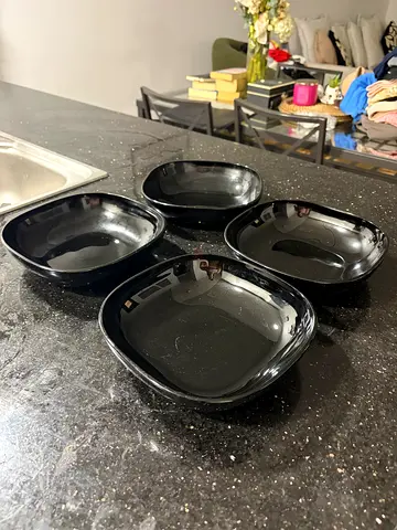 Set of 4 black serving bowls / appetizer dishes - good condition