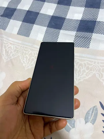 Used Samsung Galaxy smartphone - good condition, unlocked