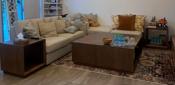 L-shaped Sofa (3 single + 1 long) can be arranged in different shapes + 2 side table