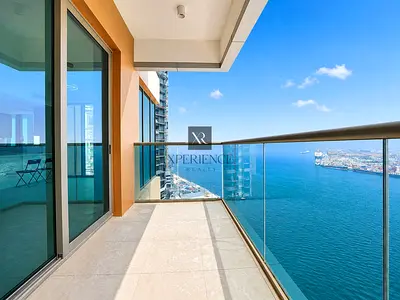 CONTEMPORARY WATERFRONT | SEA VIEW | SPACIOUS LAYOUT