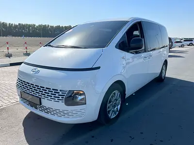 2022 Hyundai STARIA — фото 2