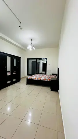 Master bedroom for rent
