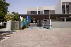 Rare End Corner Townhouse | Upgraded & Single Row | Bigger Plot and Close Amenities