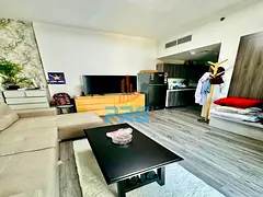 Fully Furnished Studio I Bright Interior I Vacant