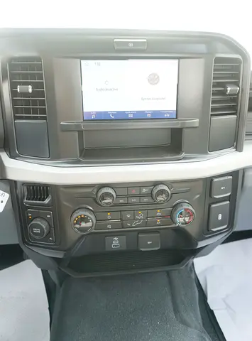 صورة 16 لـ 2026 FORD F-550