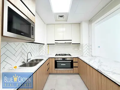 Luxurious 2BR With Stunning Downtown View