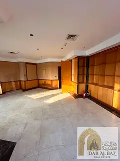 Office for annual rent, Sharjah, Al Majaz 1