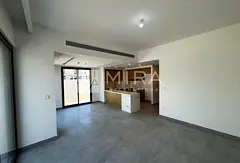 4BR Townhouse | Vacant | Ready To Move In
