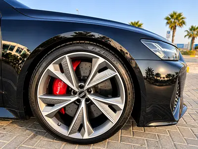 صورة 6 لـ 2022 AUDI RS7