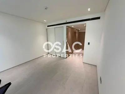 SMART HOME | UNFURNISHED | POOL VIEW