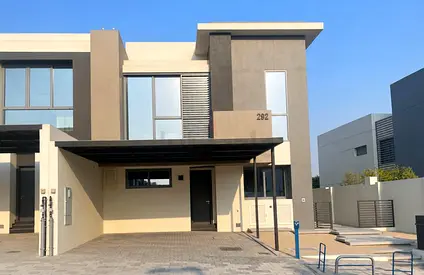 Gardenia Townhome for Rent