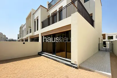 5 Bed + Maids | Brand New | Prime Location