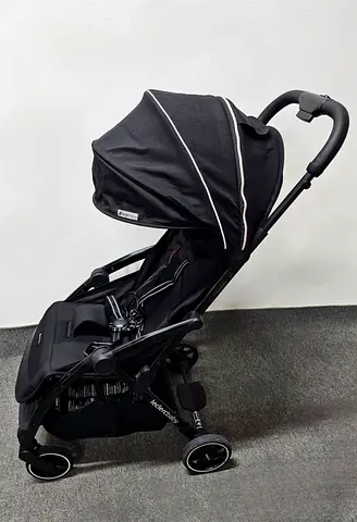 Laclarac influencer stroller Cabin approved for travel Good condition