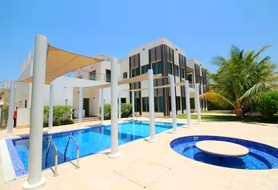 Renovated 6BR Villa I Pool I Beach I Marina