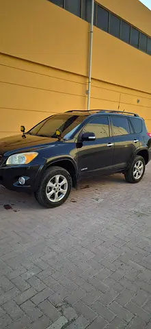 2010 Toyota RAV 4 — фото 19