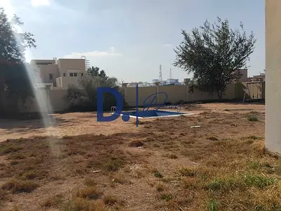 Well Maintain 5BR+maids and Drivers room | Vacant