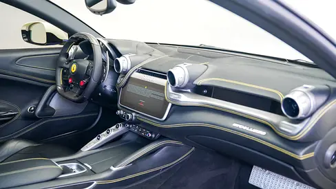 2017 Ferrari GTC4 LUSSO 照片 6