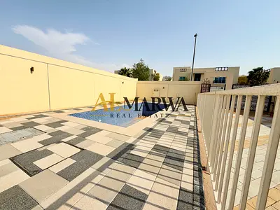 Luxurious & Spacious 4-Master BedRoom Pool & Majlis Hall & Garden space & Maid Room + Lundarey Big