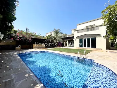 Spacious Villa| 4 Bedroom Villa| Fully Upgraded