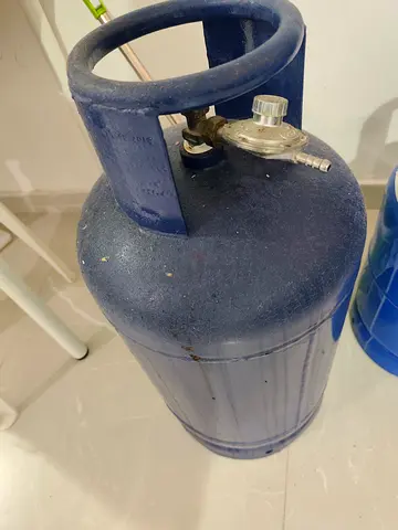 Empty Gas Cylinder 22kg with regulator