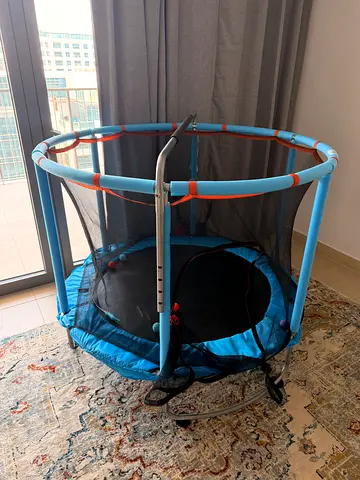 Kids Trampoline 140cm with Safety Net & Gymnastics Bar