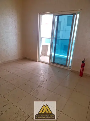Two-bedroom apartment with a living room | City Tower | Central air conditioning | Master bedroom |