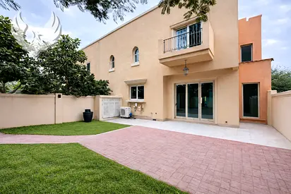 Single Row | Fully Upgraded | Corner Plot