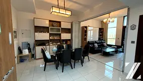 1BR Convertible 2BR | Extra Storage | Closed to Metro