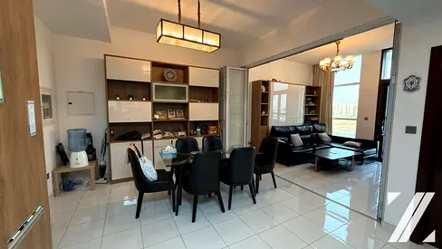 1BR Convertible 2BR | Extra Storage | Closed to Metro